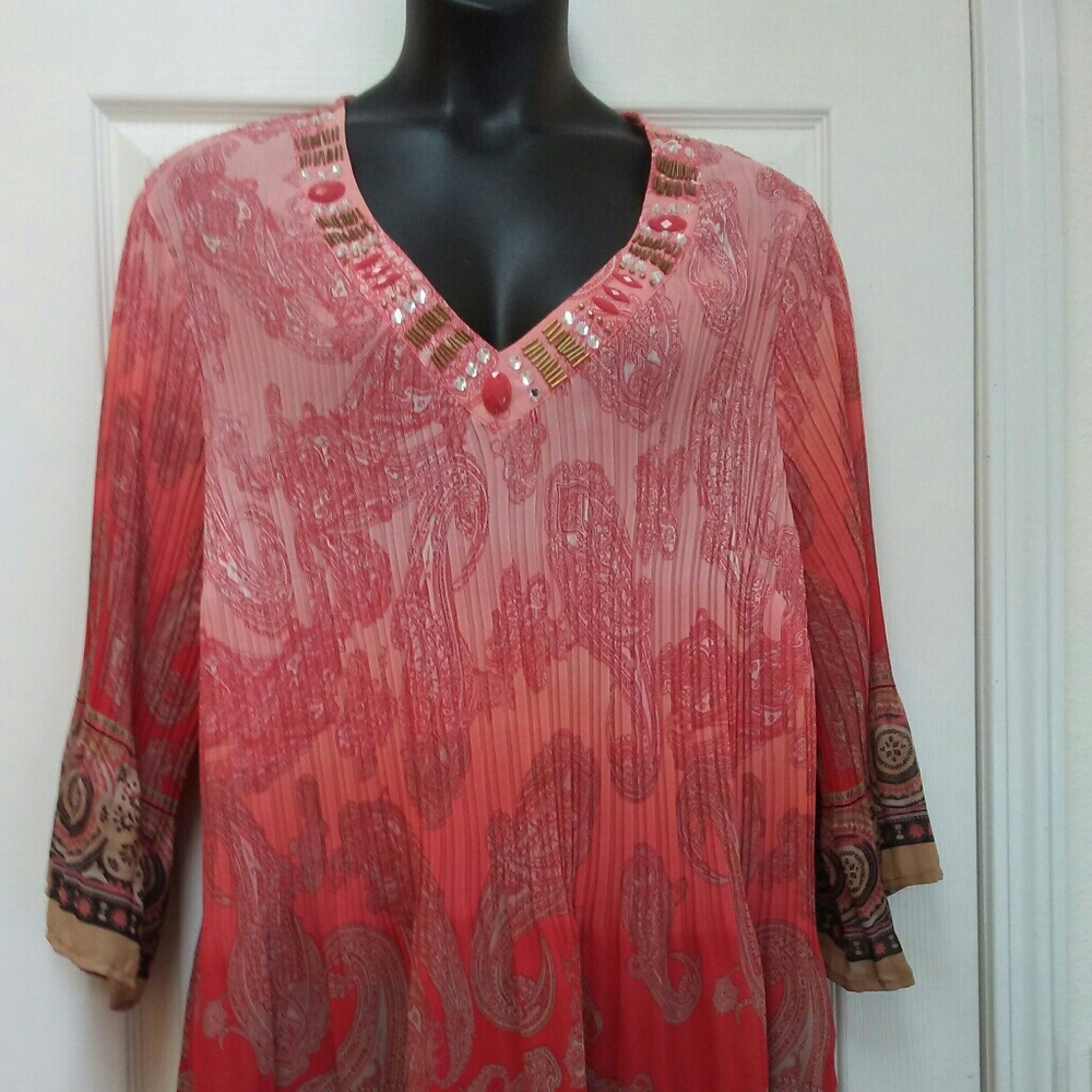 AVENUE EMBELLISHED  BLOUSE